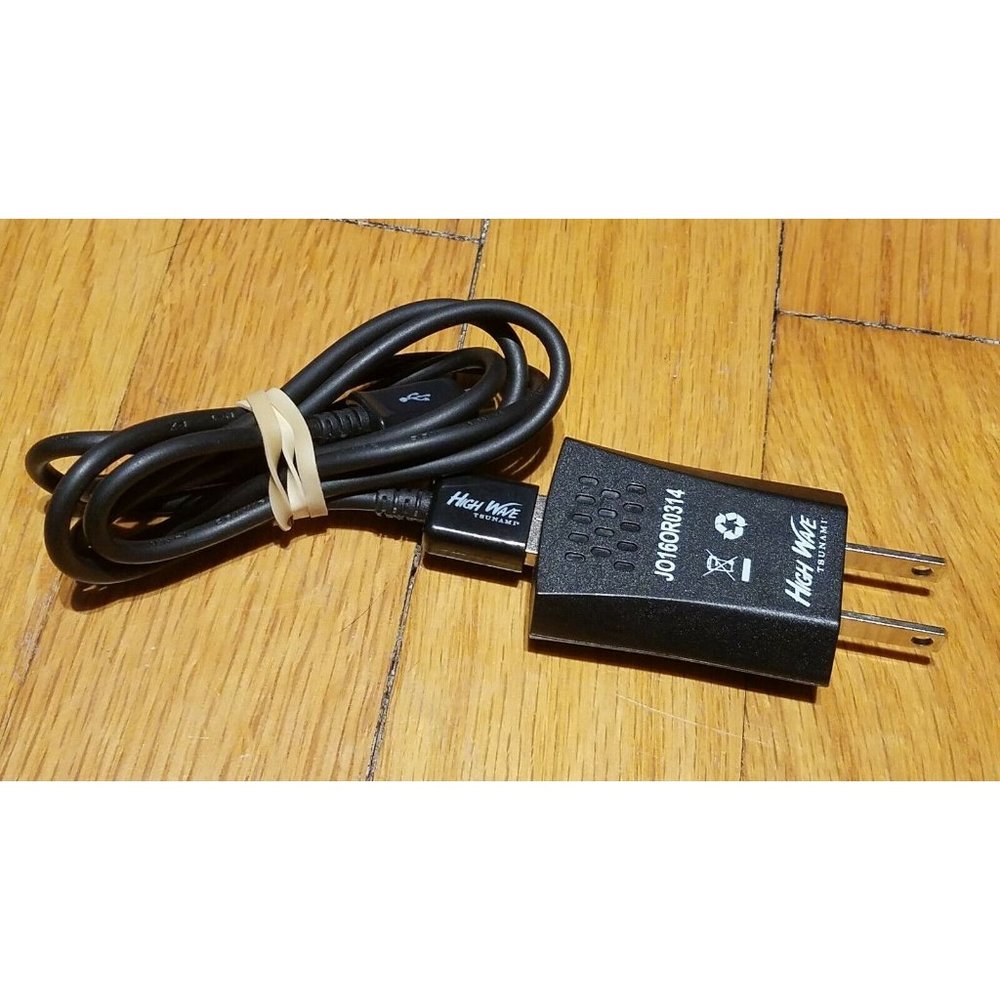 TSUNAMI HIGH WAVE MICRO MINI USB / AC WALL CHARGER